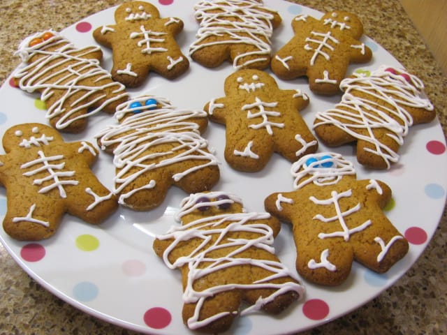 Gingerbreads (2).JPG