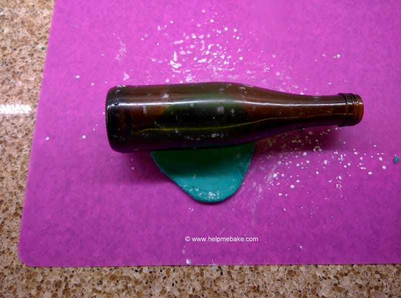 Rolling pin wine bottle (3)-001.jpg