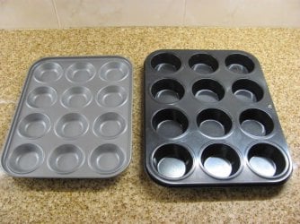 Cake and Muffin Tins (2).JPG Cake and Muffin Tins (2).JPG
