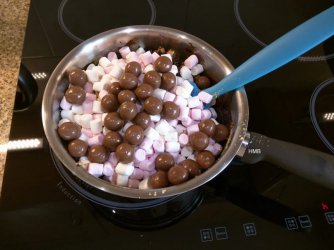 Triple Choc Rocky Road (81).jpg