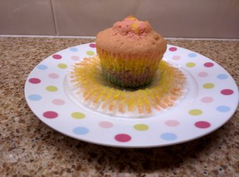 Colour splash cupcakes  (15).jpg