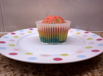 Rainbow cupcake by Help Me Bake.jpg Rainbow cupcake by Help Me Bake.jpg
