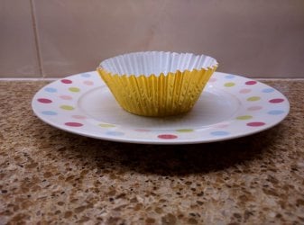 Gold foil muffin case.jpg Gold foil muffin case.jpg