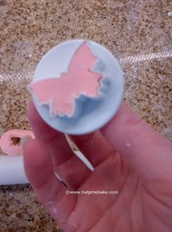 7 Butterfly Tutorial Help Me Bake-001.jpg 7 Butterfly Tutorial Help Me Bake-001.jpg