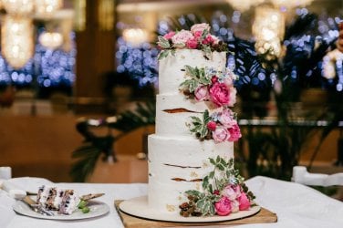 3 tiered wedding cake medium.jpg