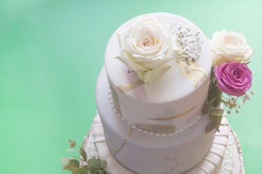 wedding-cake-fondant (Medium).jpg