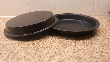 Sandwich Tins (1) (Medium).jpg Sandwich Tins (1) (Medium).jpg