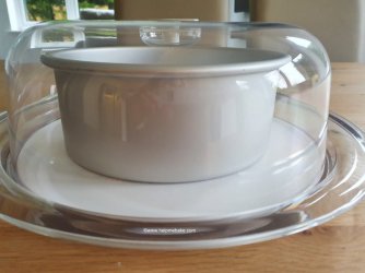 5 Omada Cake Stand Review by Help Me Bake (Medium).jpg 5 Omada Cake Stand Review by Help Me Bake (Medium).jpg