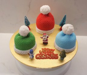 Christmas Bobble Hats by Help Me Bake (2) (Medium)-001.jpg Christmas Bobble Hats by Help Me Bake (2) (Medium)-001.jpg