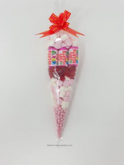 4 Sweet Cones by Help Me Bake.jpg 4 Sweet Cones by Help Me Bake.jpg