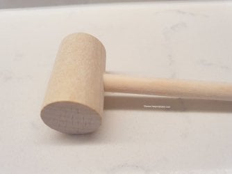 2 Mini Wooden Hammer Review by Help Me Bake).jpg 2 Mini Wooden Hammer Review by Help Me Bake).jpg