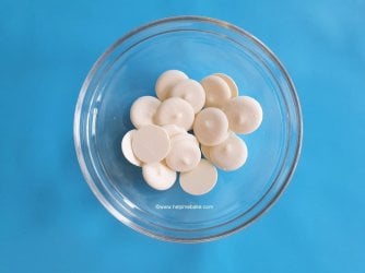PME Candy Buttons Review by Help Me Bake (Medium).jpg