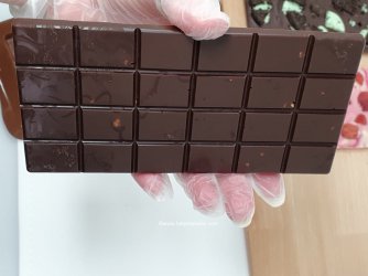 Cookie Nut Bliss homemade choc bar by help me bake tutorial (6).jpg Cookie Nut Bliss homemade choc bar by help me bake tutorial (6).jpg