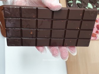 Cookie Nut Bliss homemade choc bar by help me bake tutorial (6).jpg