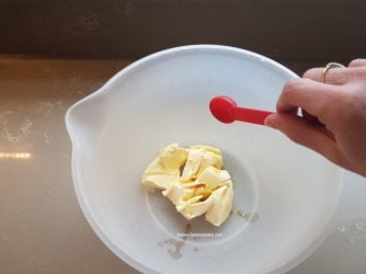 Jam shortcake Tutorial by Help Me Bake 3 (1).jpg Jam shortcake Tutorial by Help Me Bake 3 (1).jpg