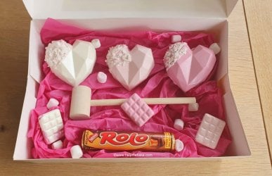 3D Geometric Heart Mould Review by Help Me Bake (2) (Medium).jpg 3D Geometric Heart Mould Review by Help Me Bake (2) (Medium).jpg