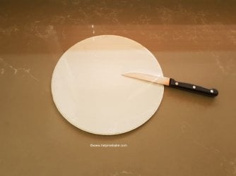 2 How to cover a cake by help me bake.jpg 2 How to cover a cake by help me bake.jpg