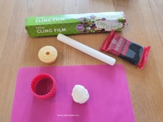 How to make a Football Topper Tutorial by Help Me Bake 1 (1) (Medium).jpg How to make a Football Topper Tutorial by Help Me Bake 1 (1) (Medium).jpg