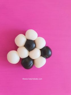 How to make a Football Topper Tutorial by Help Me Bake 1 (15) (Medium).jpg How to make a Football Topper Tutorial by Help Me Bake 1 (15) (Medium).jpg