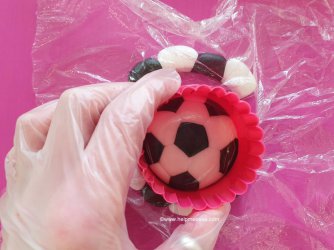 How to make a Football Topper Tutorial by Help Me Bake 1 (24) (Medium).jpg