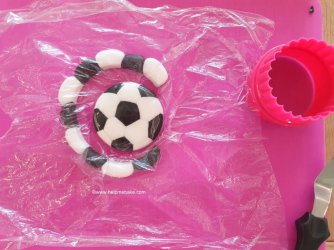 How to make a Football Topper Tutorial by Help Me Bake 1 (25) (Medium).jpg