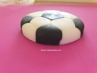 How to make a Football Topper Tutorial by Help Me Bake 1 (27) (Medium).jpg How to make a Football Topper Tutorial by Help Me Bake 1 (27) (Medium).jpg