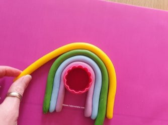Rainbow Cake Topper Tutorial by Help Me Bake (13) (Medium).jpg