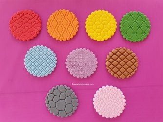 Embossed Moulds Review by Help Me Bake (14) (Medium).jpg Embossed Moulds Review by Help Me Bake (14) (Medium).jpg