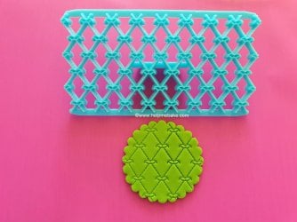 Embossed Moulds Review by Help Me Bake (18) (Medium).jpg Embossed Moulds Review by Help Me Bake (18) (Medium).jpg