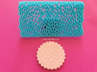 Embossed Moulds Review by Help Me Bake (19) (Medium).jpg Embossed Moulds Review by Help Me Bake (19) (Medium).jpg