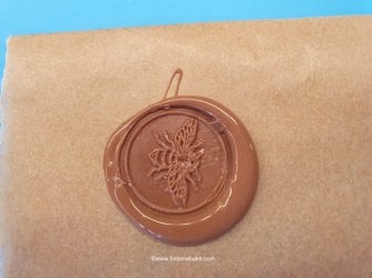 How to make chocolate stamp decorations by Help Me Bake (6) (Medium).jpg How to make chocolate stamp decorations by Help Me Bake (6) (Medium).jpg