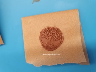 How to make chocolate stamp decorations by Help Me Bake (11) (Medium).jpg How to make chocolate stamp decorations by Help Me Bake (11) (Medium).jpg