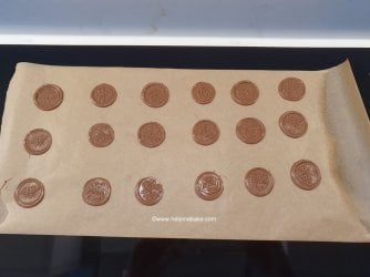 How to make chocolate stamp decorations by Help Me Bake (12) (Medium).jpg How to make chocolate stamp decorations by Help Me Bake (12) (Medium).jpg