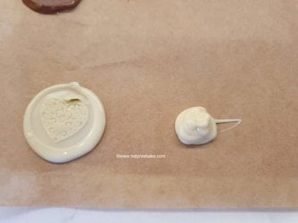 How to make chocolate stamp decorations by Help Me Bake (21) (Medium).jpg How to make chocolate stamp decorations by Help Me Bake (21) (Medium).jpg