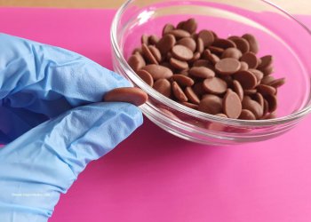 Castle Chocolatiers Chocolate Drop Review by Help Me Bake (6) (Medium).jpg