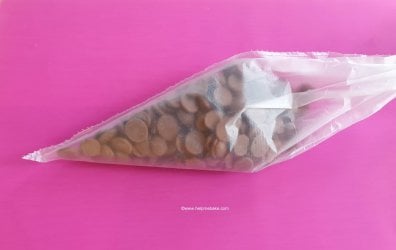 Castle Chocolatiers Chocolate Drop Review by Help Me Bake (9) (Medium).jpg