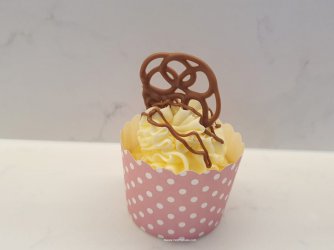 Castle Chocolatiers Chocolate Drop Review by Help Me Bake (24) (Medium).jpg