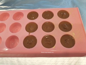 How to make gold painted chocolates by Help Me Bake 7.jpg