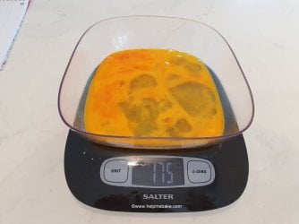 10 Method Plain Creme Cake Review (Medium).jpg 10 Method Plain Creme Cake Review (Medium).jpg