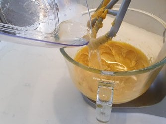 16 Method Plain Creme Cake Mix by Help Me Bake (Medium).jpg 16 Method Plain Creme Cake Mix by Help Me Bake (Medium).jpg