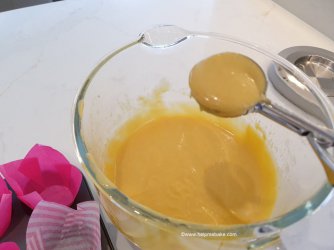 17c Method Plain Creme Cake Mix by Help Me Bake (Medium).jpg