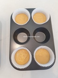 Plain Creme Mix Cupcakes by Help Me Bake 15 (2) (Medium).jpg