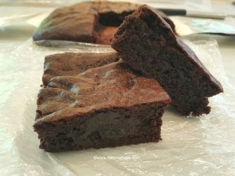 Artisans Choc Brownie Mix Review by Help Me Bake (9).jpg