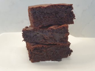 Brownie Berry Trifle Guide by Help Me Bake (1b).jpg