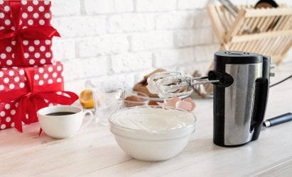 whipped cream 2 (Medium).jpg whipped cream 2 (Medium).jpg