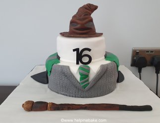 Harry Potter Cake By Help Me Bake 01.jpg