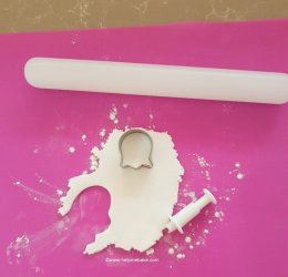 8 Easy Ghost Cupcakes Tutorial by Help Me Bake.jpg