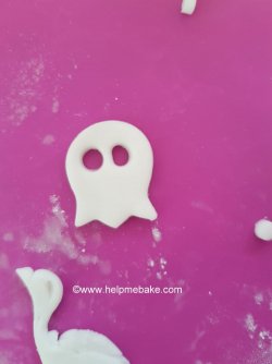 12 Easy Ghost Cupcakes Tutorial by Help Me Bake.jpg