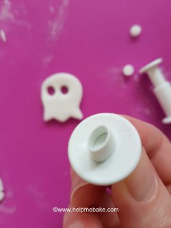 13 Easy Ghost Cupcakes Tutorial by Help Me Bake.jpg