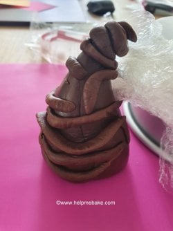 5 How to make a Harry Potter Sorting Hat Cake Topper by Help Me Bake.jpg 5 How to make a Harry Potter Sorting Hat Cake Topper by Help Me Bake.jpg